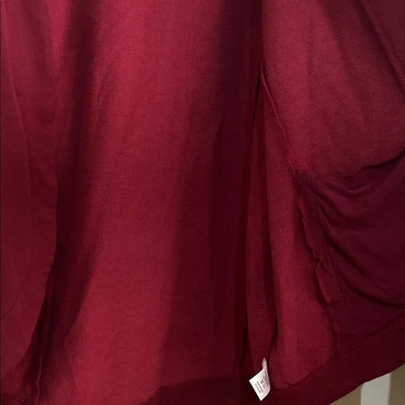 Amour Vert Deep Red Cardigan - Picture 4 of 7